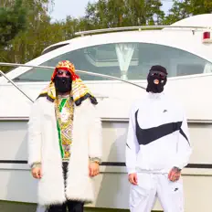 Hör dir Hustle Hard Flava an, schau dir Musikvideos an, lies die Biografie, finde Tourdaten und mehr!