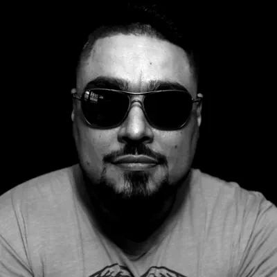 Listen to James Deron, watch music videos, read bio, see tour dates & more!