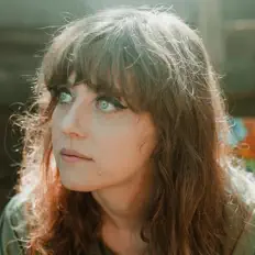 Ascolta Megan Slankard, guarda video musicali, leggi la biografia, vedi le date del tour & altro!