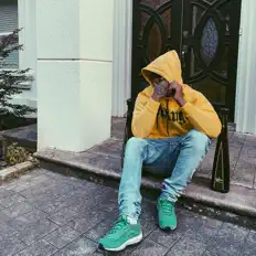Listen to Gruddy Quis, watch music videos, read bio, see tour dates & more!
