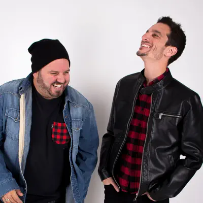 Listen to La famille Soucy, watch music videos, read bio, see tour dates & more!