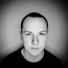Ouça Дюваль, assista a videoclipes, leia a biografia, veja as datas das turnês e mais!