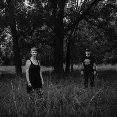 Luister naar Grifters & Shills, bekijk muziekvideo's, lees de bio, bekijk de tourdata, en meer!