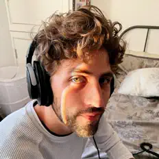 Poslechněte si interpreta G!O, sledujte hudební videa, přečtěte si životopis, podívejte se na data turné a další informace.