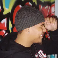 RK Suaveを聴いたり、ミュージックビデオを鑑賞したり、経歴やツアー日程などを確認したりしましょう！