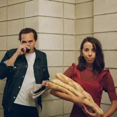 Ascolta Future Ghost, guarda video musicali, leggi la biografia, vedi le date del tour & altro!