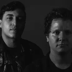 Écoutez In Arms Reach, regardez des vidéoclips, lisez la biographie, consultez les dates de tournée et plus encore !
