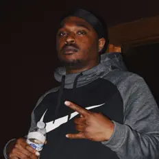 聆聽 Emoney the Don、觀看音樂影片、閱讀小傳、查看巡演日期等！