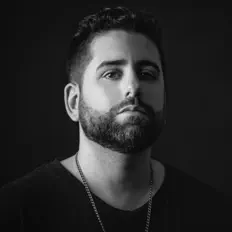 Damian Brainを聴いたり、ミュージックビデオを鑑賞したり、経歴やツアー日程などを確認したりしましょう！