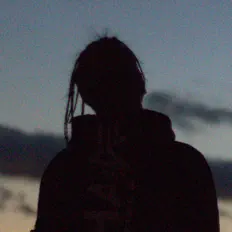 B.K.B सुनें, म्यूज़िक वीडियो देखें, बायो पढ़ें, दौरे की तारीखें और बहुत कुछ देखें!