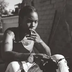 Écoutez Lyrikal Miracle, regardez des vidéoclips, lisez la biographie, consultez les dates de tournée et plus encore !