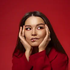 Ouça Лика Лисс, assista a videoclipes, leia a biografia, veja as datas das turnês e mais!