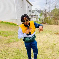 Dengarkan Saphyre, tonton video musik, baca bio, lihat tanggal tur & lainnya!