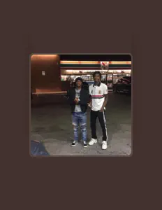 FNを聴いたり、ミュージックビデオを鑑賞したり、経歴やツアー日程などを確認したりしましょう！