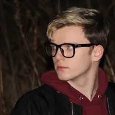 Not Robert Barnesを聴いたり、ミュージックビデオを鑑賞したり、経歴やツアー日程などを確認したりしましょう！