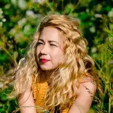 Listen to Sarah May, watch music videos, read bio, see tour dates & more!