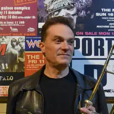 Dengarkan Rob Carrick and Other Stellar Performers, tonton video musik, baca bio, lihat tanggal tur & lainnya!