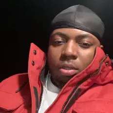 Écoutez Shakofevr, regardez des vidéoclips, lisez la biographie, consultez les dates de tournée et plus encore !