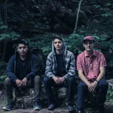 Dengarkan Fragments in Motion, tonton video musik, baca bio, lihat tanggal tur & lainnya!