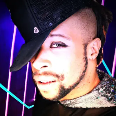 Listen to Kaizer Dragon, watch music videos, read bio, see tour dates & more!
