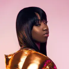 Écoutez Camille, regardez des vidéoclips, lisez la biographie, consultez les dates de tournée et plus encore !