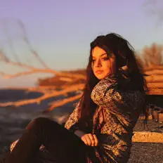 Escucha a Rachel Sanders, mira videos musicales, lee su biografía, consulta las fechas de las gira y más.