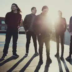 Listen to PåVej, watch music videos, read bio, see tour dates & more!