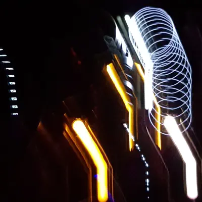 Escucha Halation de Obakegaku