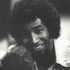 Freddie Perrenを聴いたり、ミュージックビデオを鑑賞したり、経歴やツアー日程などを確認したりしましょう！