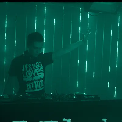 Listen to Dj Flubbel, watch music videos, read bio, see tour dates & more!
