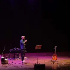 Arvind Unnikrishnan.을(를) 듣고, 뮤직 비디오를 보고, 약력을 읽고, 투어 일정 등을 확인하세요!