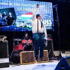 收听 Soulfool Band、观看音乐视频、阅读小传、查看巡演日期等 ！