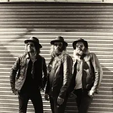 Listen to RHR Redfern, Hutchinson & Ross, watch music videos, read bio, see tour dates & more!