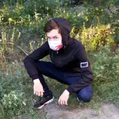 Leo을(를) 듣고, 뮤직 비디오를 보고, 약력을 읽고, 투어 일정 등을 확인하세요!