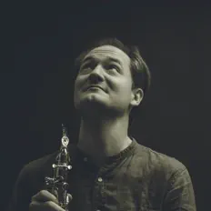 收听 Carl-Emmanuel Fisbach、观看音乐视频、阅读小传、查看巡演日期等 ！