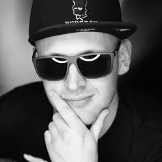 收听 Anatol Cyberia、观看音乐视频、阅读小传、查看巡演日期等 ！