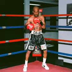 收听 Cojo、观看音乐视频、阅读小传、查看巡演日期等 ！