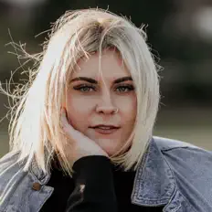 Listen to Ellie Drennan, watch music videos, read bio, see tour dates & more!