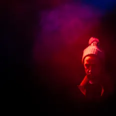 Ascolta Lee Monro, guarda video musicali, leggi la biografia, vedi le date del tour & altro!