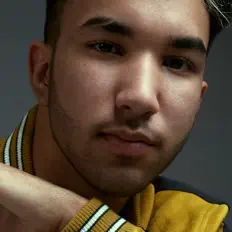 Dengarkan Jay Voss, tonton video musik, baca bio, lihat tanggal tur & lainnya!