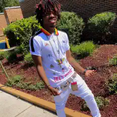 Dengarkan 4wayquaa, tonton video musik, baca bio, lihat tanggal tur & lainnya!