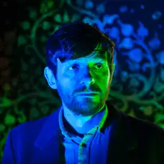 Dengarkan Conor Mason, tonton video musik, baca bio, lihat tanggal tur & lainnya!