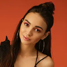 Катя Вандина을(를) 듣고, 뮤직 비디오를 보고, 약력을 읽고, 투어 일정 등을 확인하세요!