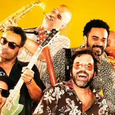 Listen to Grooveria Electroacústica, watch music videos, read bio, see tour dates & more!