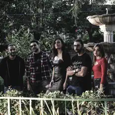 Cleavage Linesを聴いたり、ミュージックビデオを鑑賞したり、経歴やツアー日程などを確認したりしましょう！