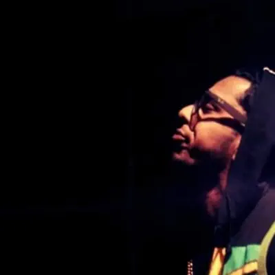 Listen to Clewz, watch music videos, read bio, see tour dates & more!