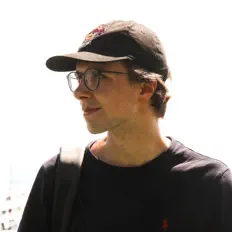 收听 GeorgeGeorge、观看音乐视频、阅读小传、查看巡演日期等 ！