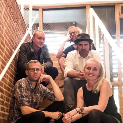 Listen to Fredag, watch music videos, read bio, see tour dates & more!