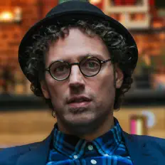 Listen to Giacomo Lariccia, watch music videos, read bio, see tour dates & more!