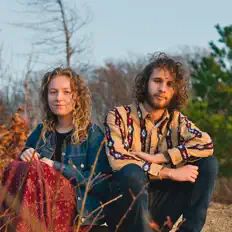 Dengarkan Luke Morris & Madison Elmore, tonton video musik, baca bio, lihat tanggal tur & lainnya!